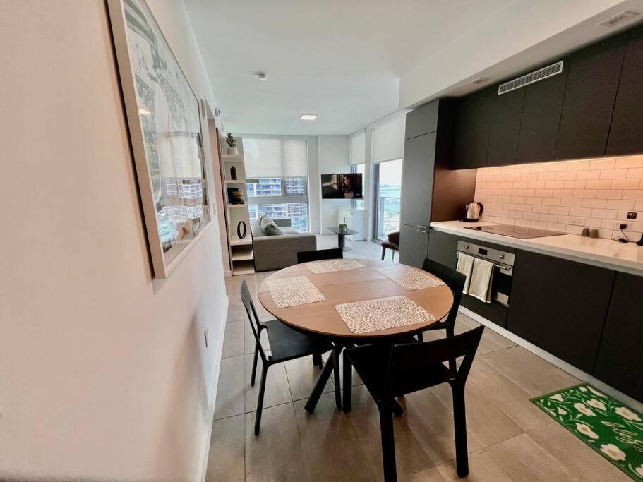 Appartement Spacious Studio In The Heart Of Downtown Miami Extérieur photo