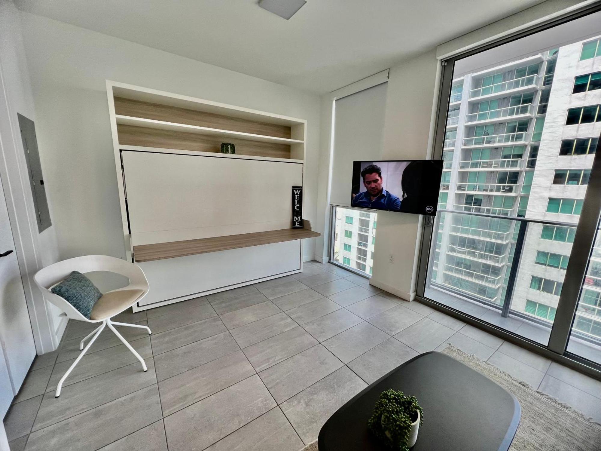 Appartement Spacious Studio In The Heart Of Downtown Miami Extérieur photo