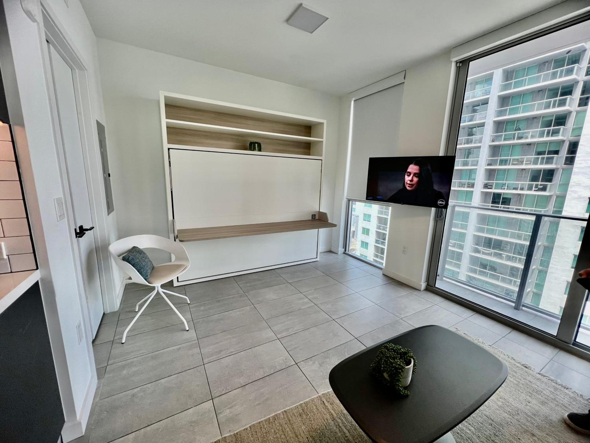 Appartement Spacious Studio In The Heart Of Downtown Miami Extérieur photo